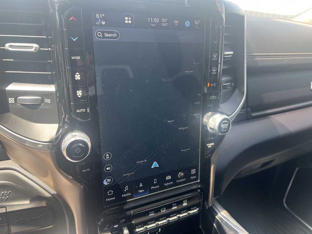 2023 RAM 2500 Laramie Crew Cab 4x4 6'4' Box